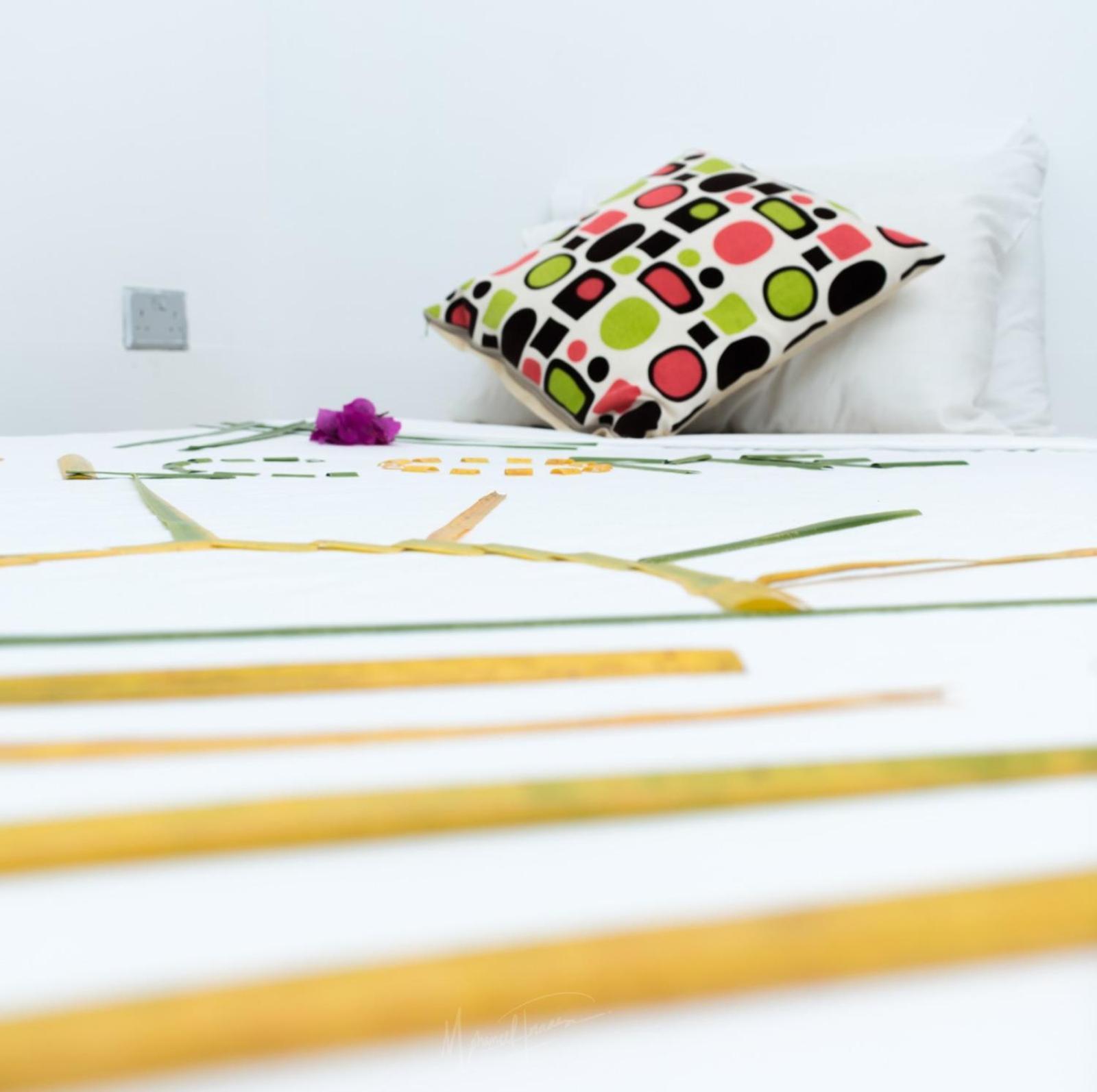 Hotel Ihaven Thulusdhoo Esterno foto