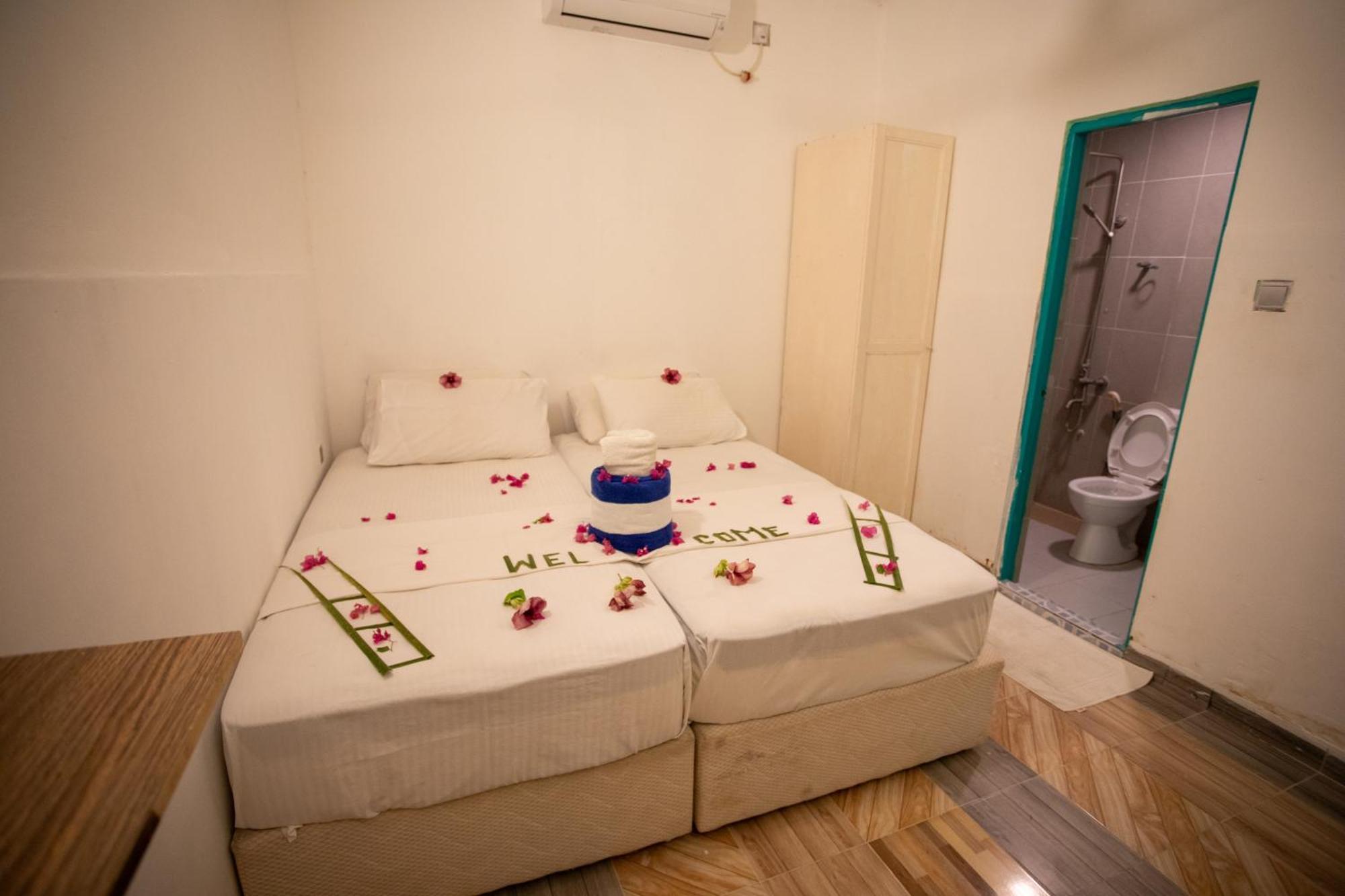 Hotel Ihaven Thulusdhoo Esterno foto