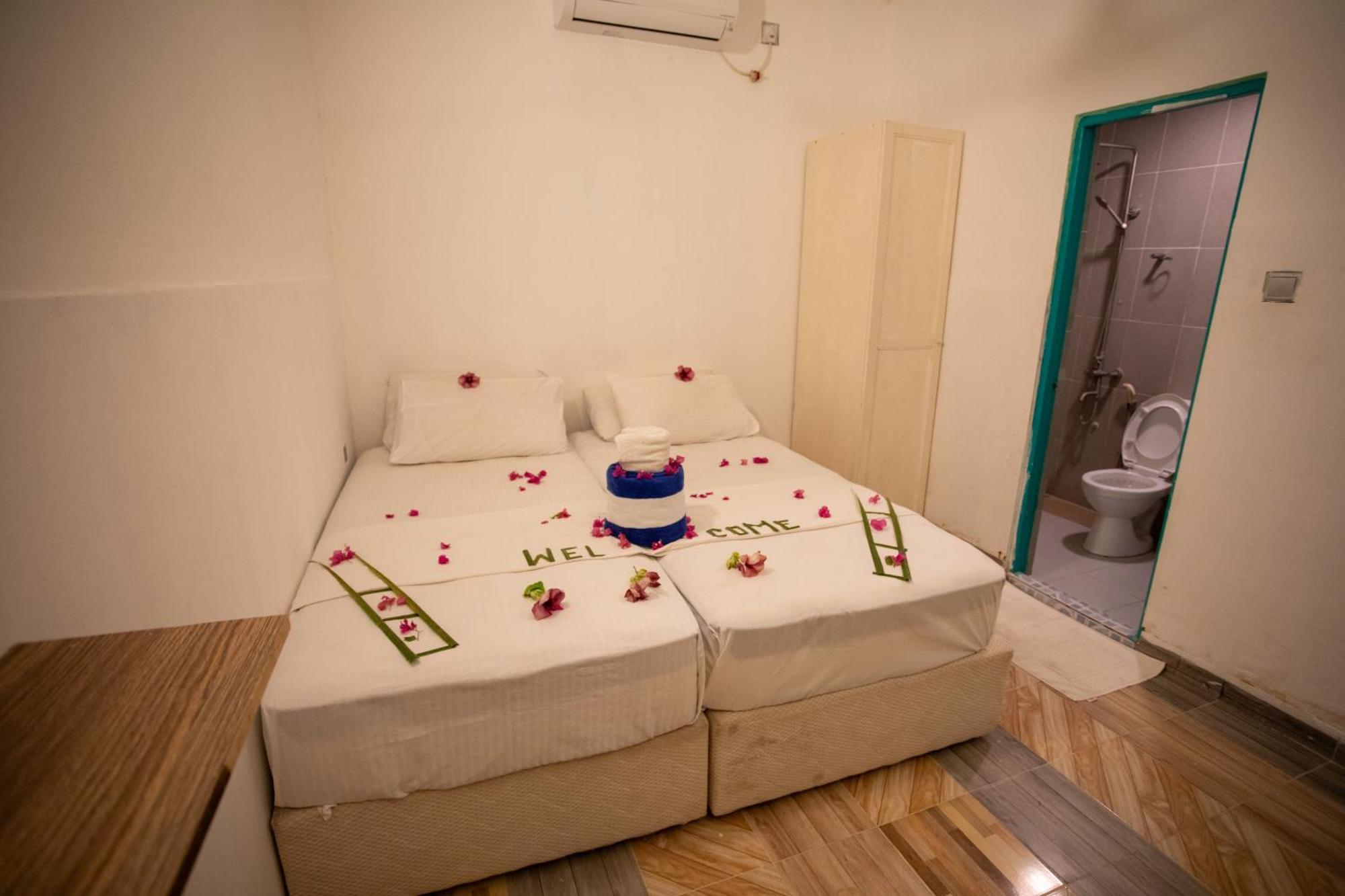 Hotel Ihaven Thulusdhoo Esterno foto